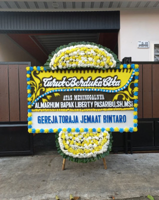 Papan Bunga Duka di Hanau